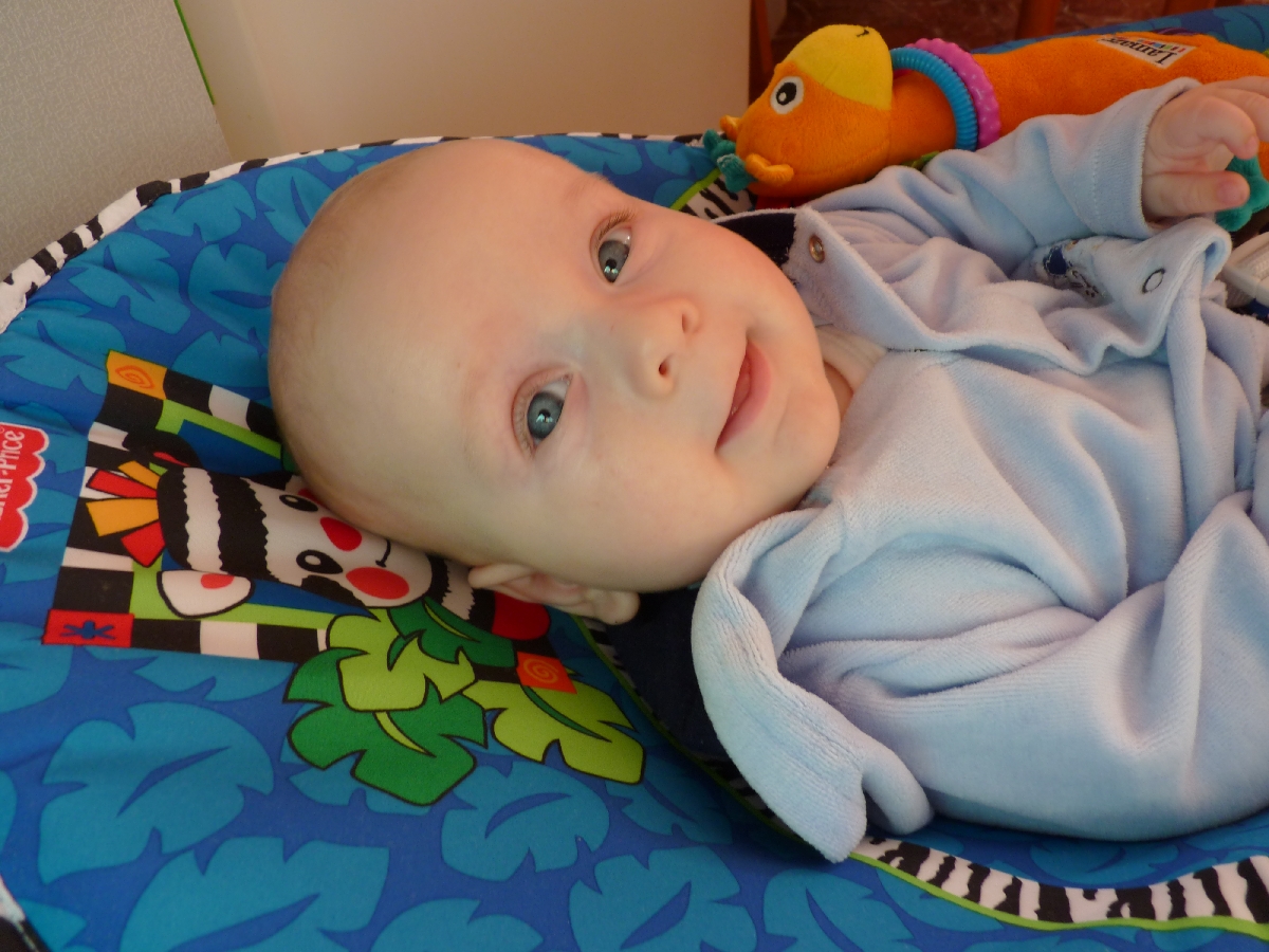 V sedátku od Ježíška je moc rád... 